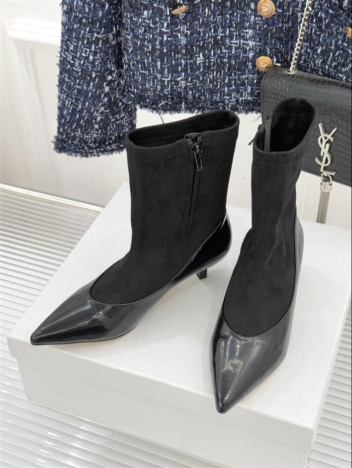 20251128174620808 370